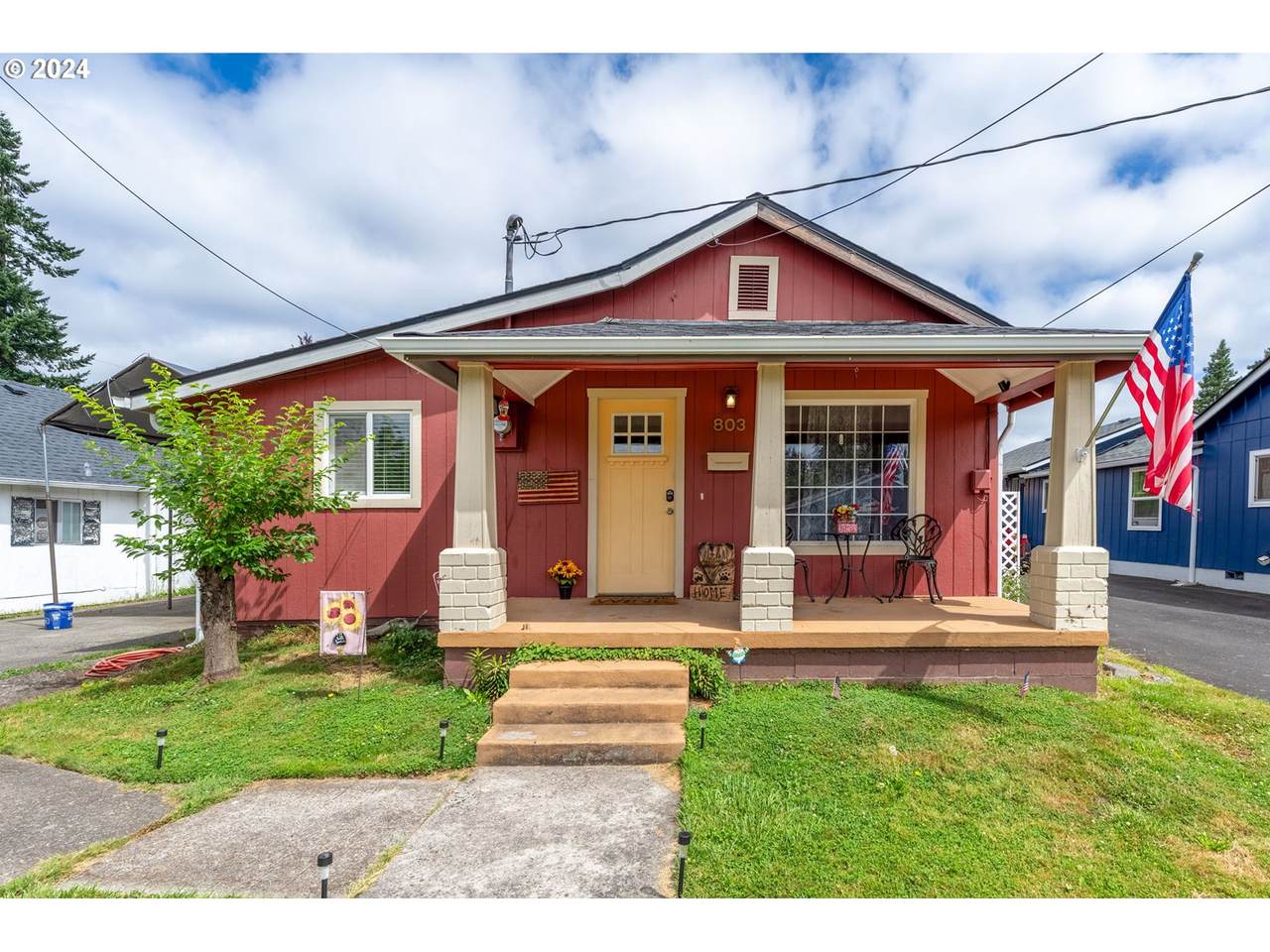 803 Elizabeth St - Photo 1