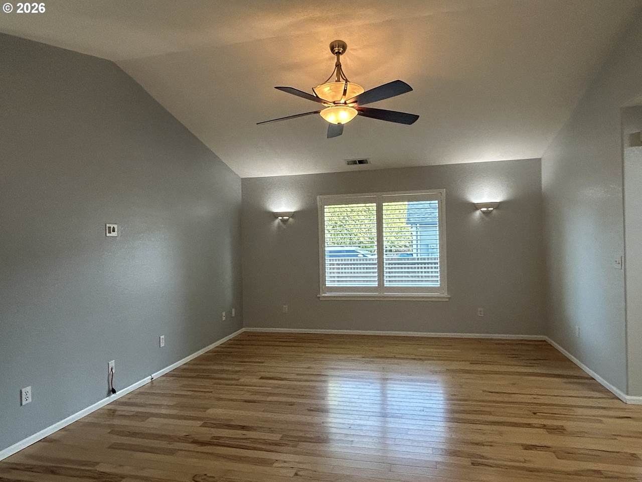 https://bt-photos.global.ssl.fastly.net/portland/1280_boomver_1_625503104-2.jpg