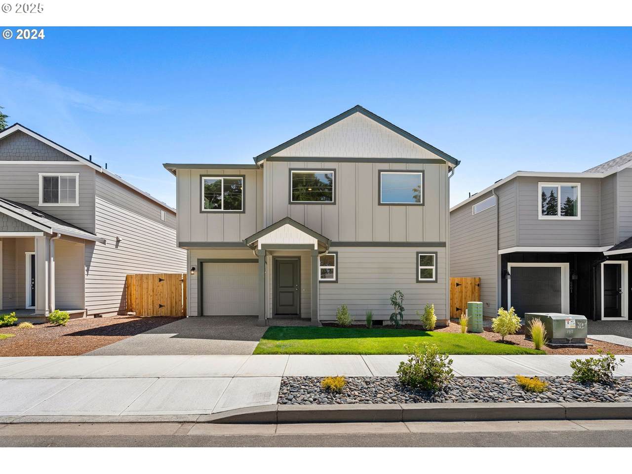 6003 70TH St - Photo 1