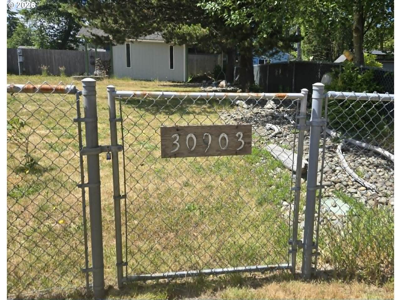 https://bt-photos.global.ssl.fastly.net/portland/1280_boomver_1_626130902-2.jpg