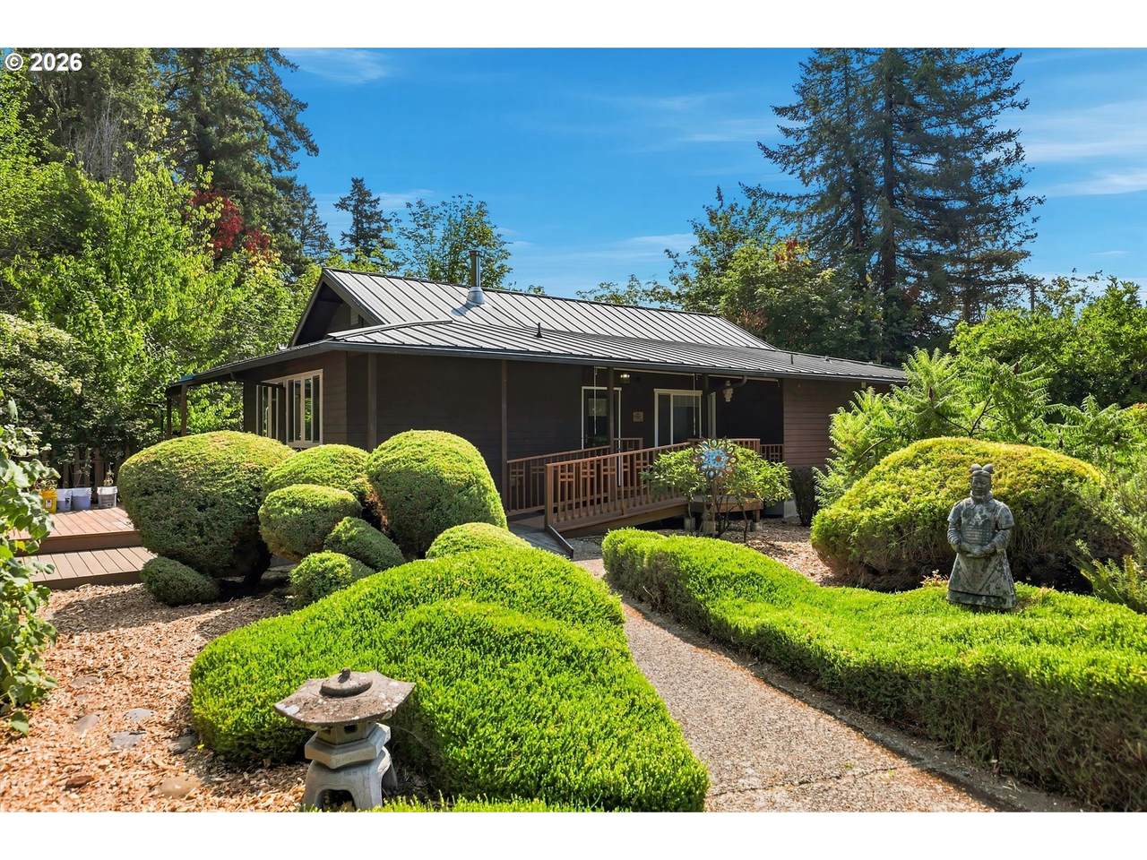 https://bt-photos.global.ssl.fastly.net/portland/1280_boomver_1_626891200-2.jpg