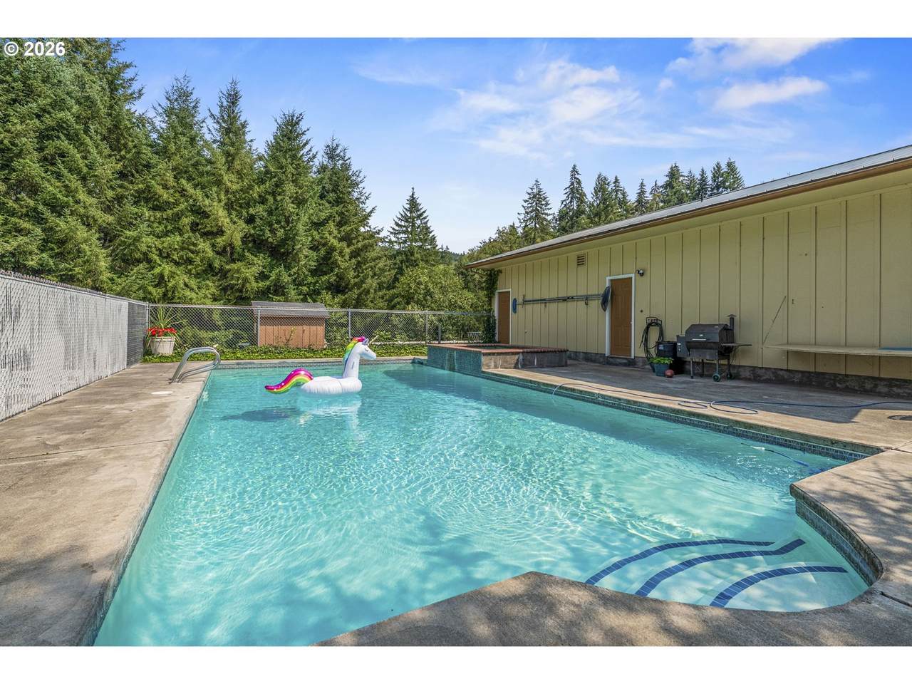 https://bt-photos.global.ssl.fastly.net/portland/1280_boomver_1_628336147-2.jpg