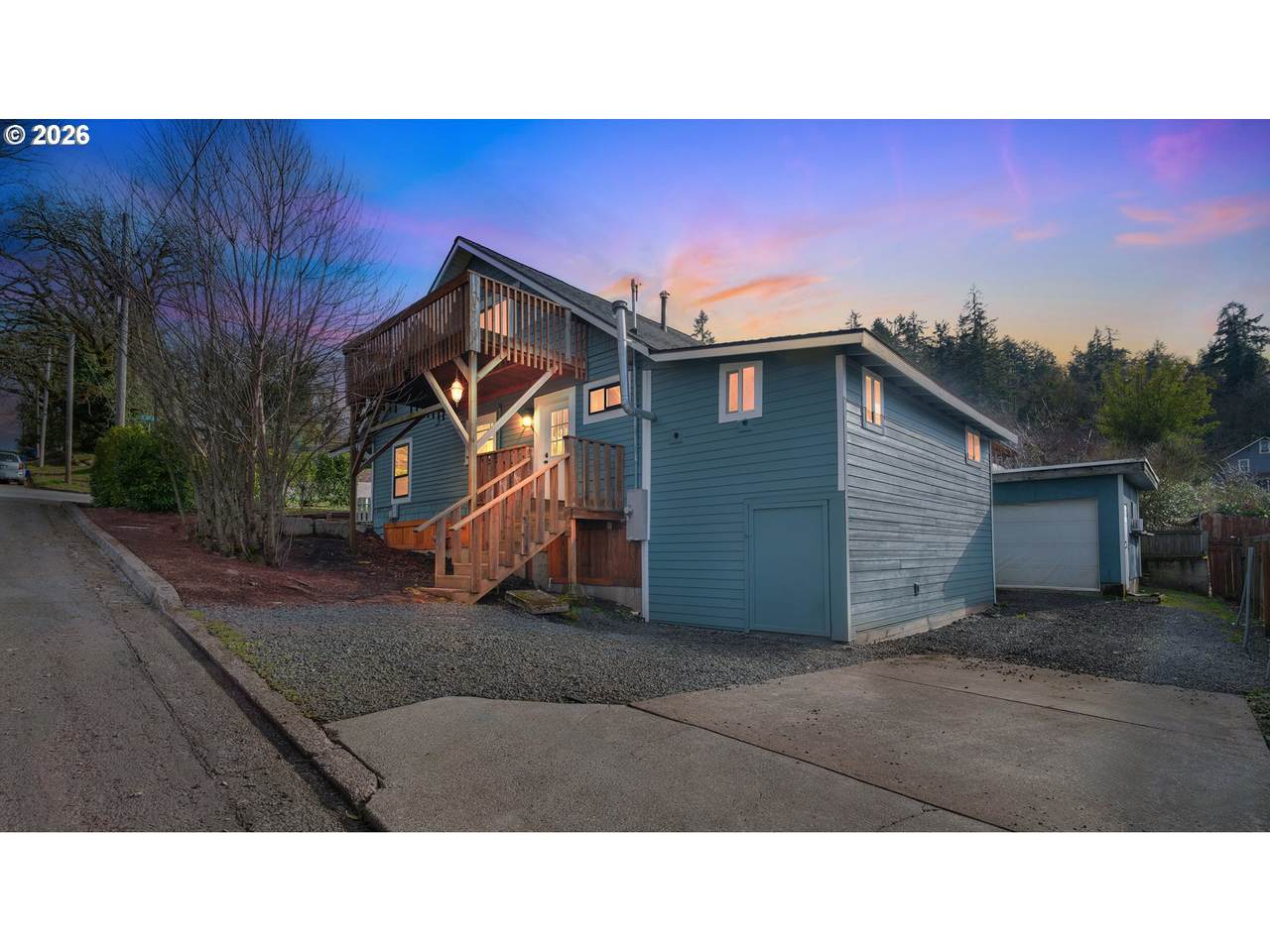 https://bt-photos.global.ssl.fastly.net/portland/1280_boomver_1_628384727-2.jpg