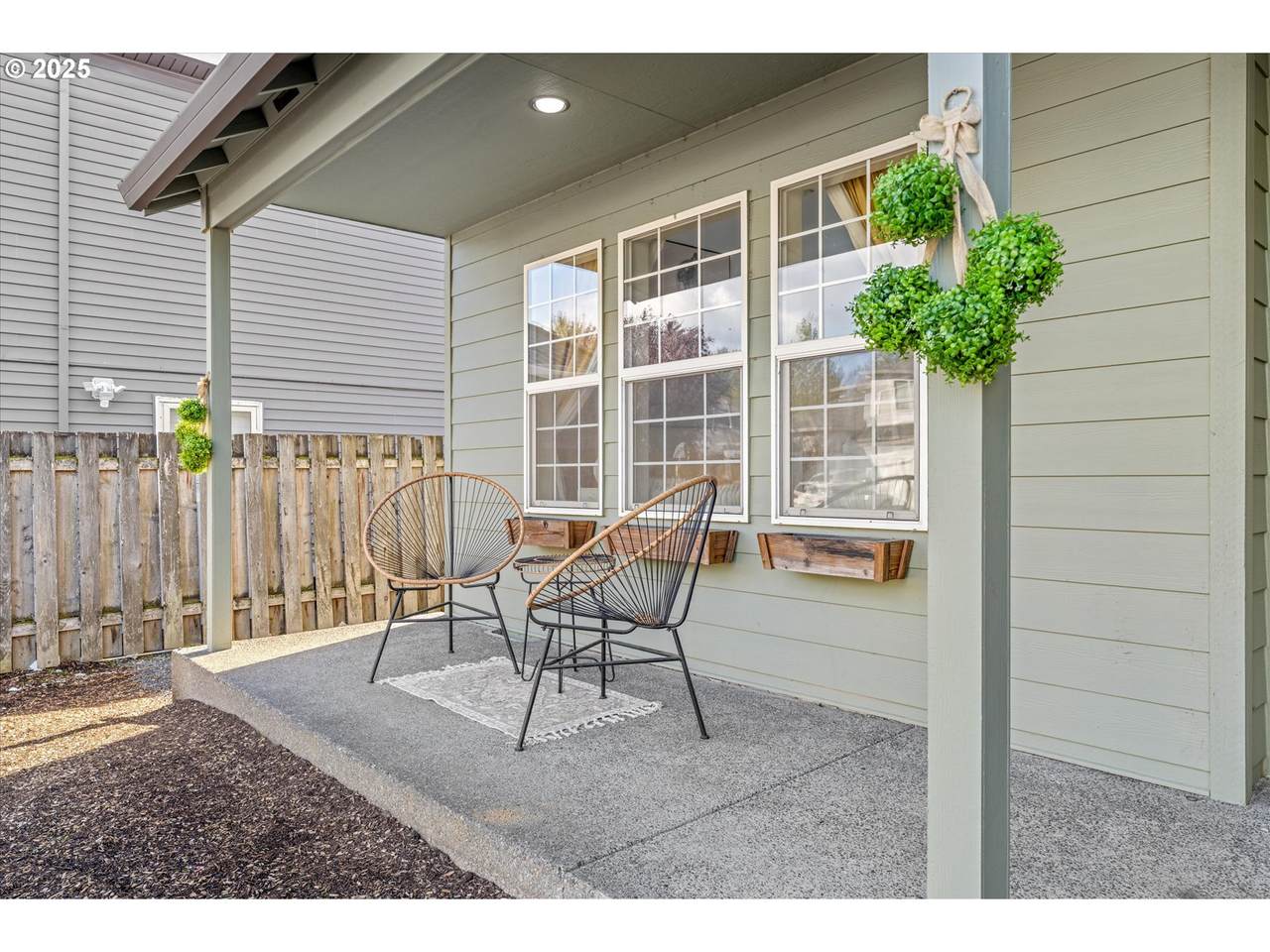 https://bt-photos.global.ssl.fastly.net/portland/1280_boomver_1_628645061-2.jpg
