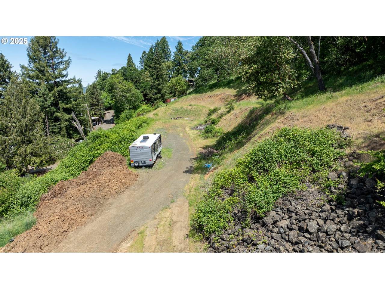 https://bt-photos.global.ssl.fastly.net/portland/1280_boomver_1_629901098-2.jpg
