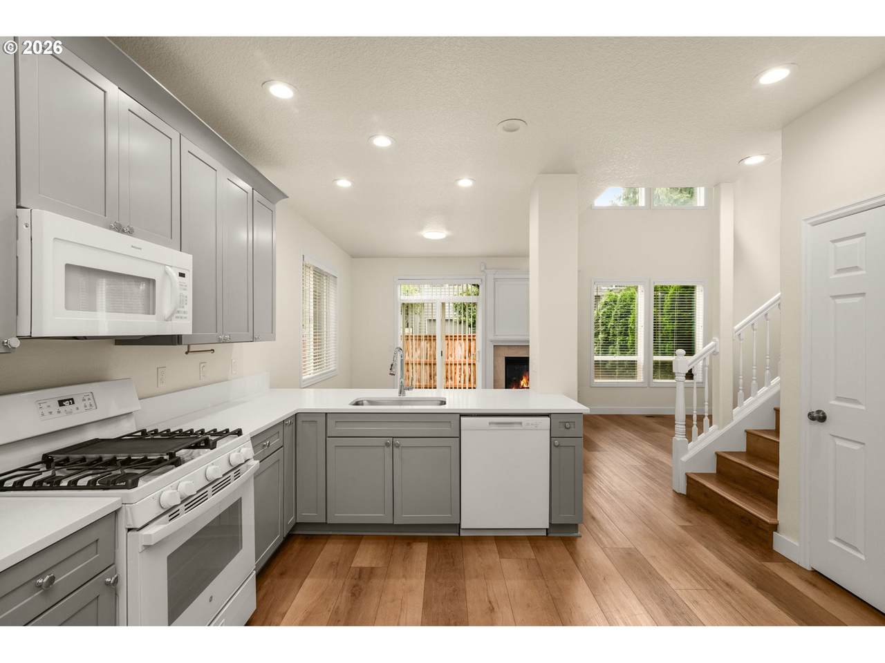https://bt-photos.global.ssl.fastly.net/portland/1280_boomver_1_630994332-2.jpg