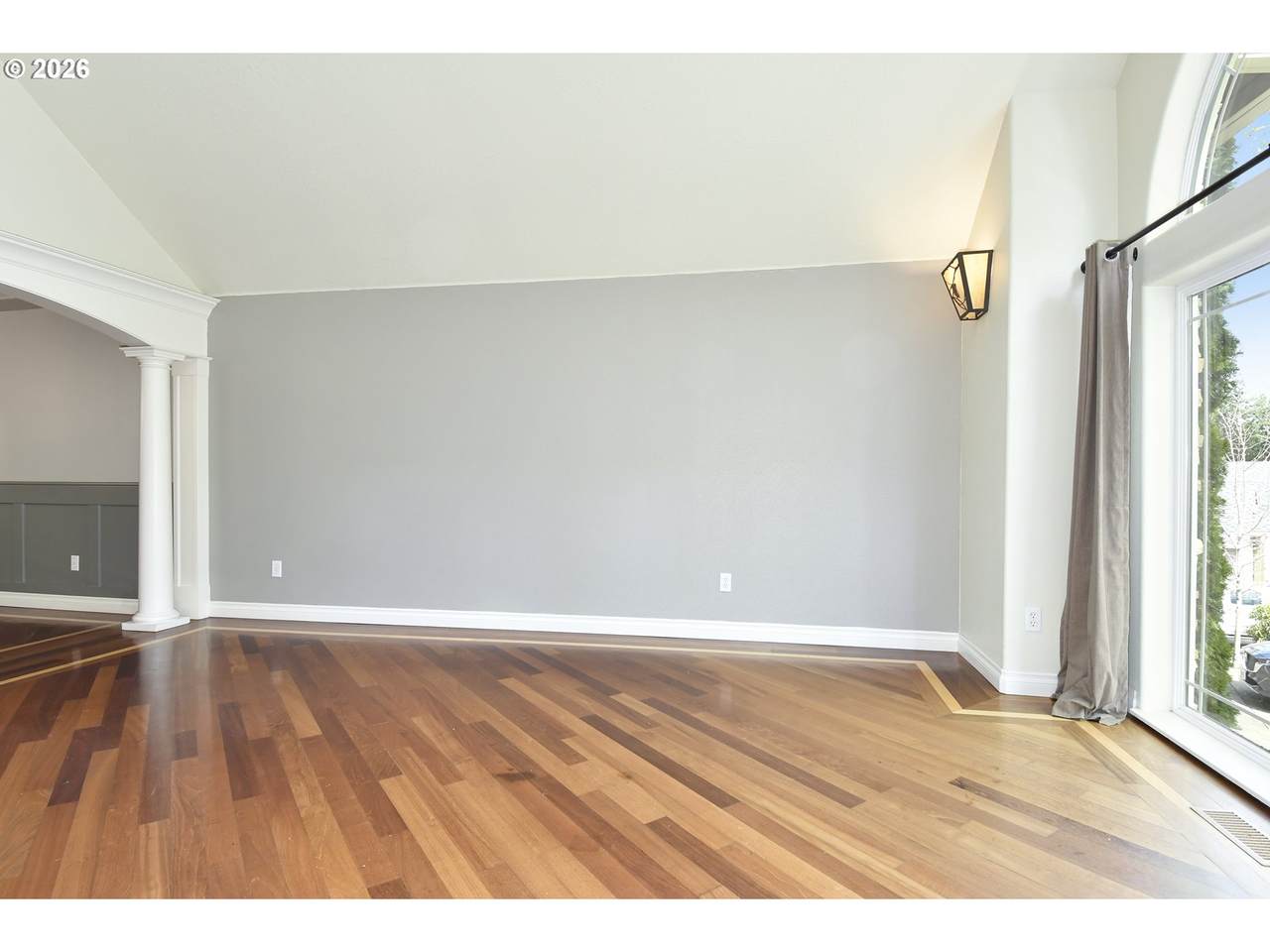 https://bt-photos.global.ssl.fastly.net/portland/1280_boomver_1_631234081-2.jpg