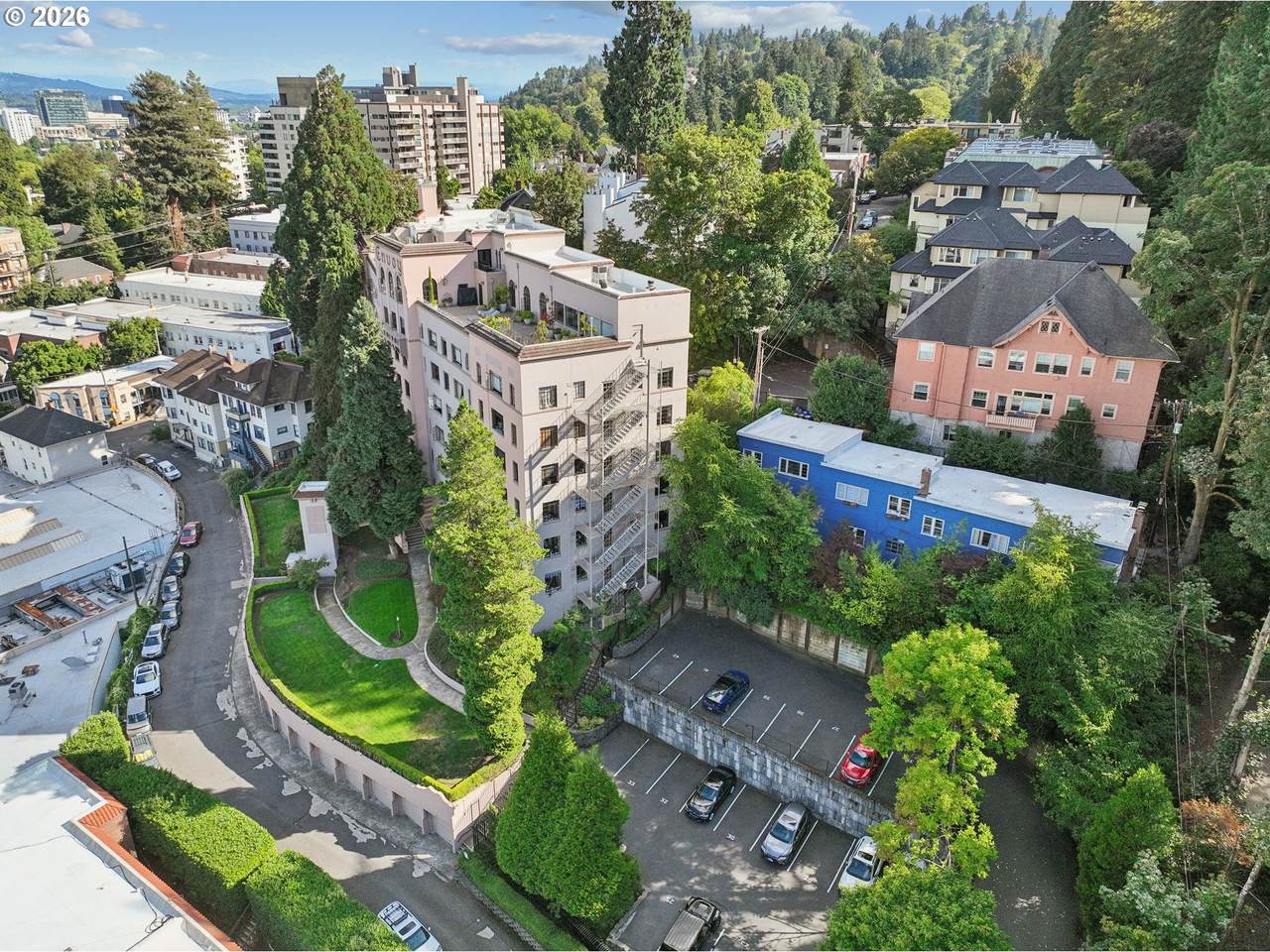 https://bt-photos.global.ssl.fastly.net/portland/1280_boomver_1_631783428-2.jpg