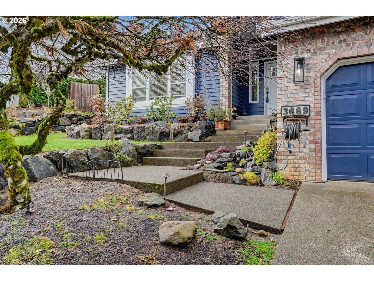 https://bt-photos.global.ssl.fastly.net/portland/1280_boomver_1_632030093-2.jpg