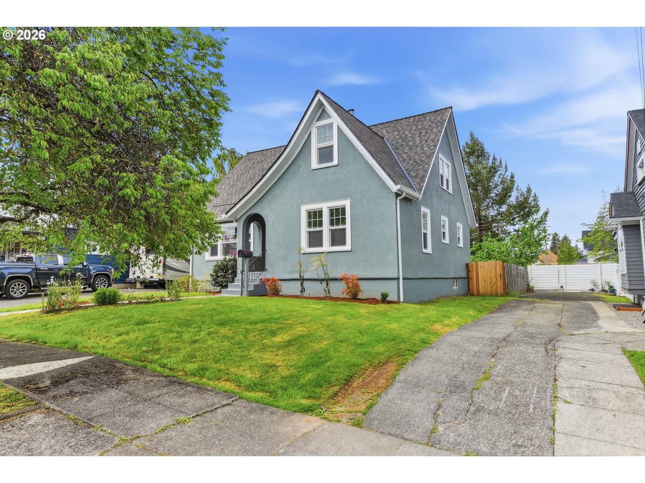 383 Folsom St - Photo 1
