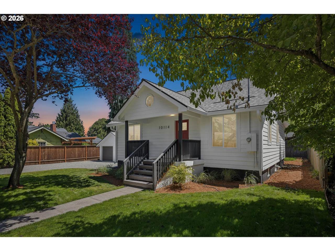 10114 Calhoun Ave - Photo 1