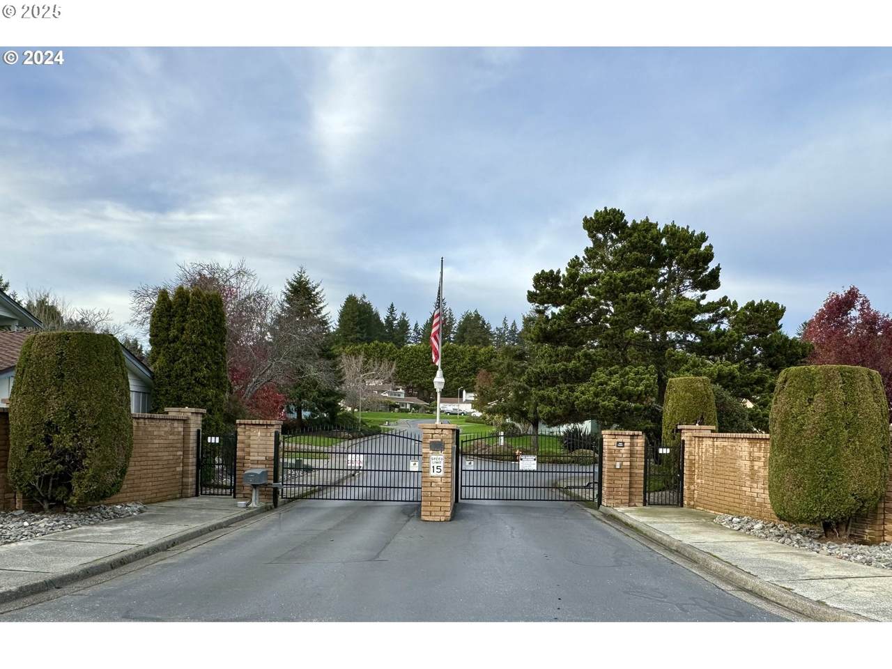 https://bt-photos.global.ssl.fastly.net/portland/1280_boomver_1_632290559-2.jpg