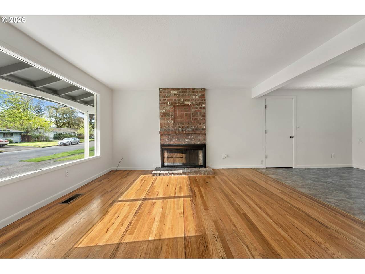 https://bt-photos.global.ssl.fastly.net/portland/1280_boomver_1_632901147-2.jpg