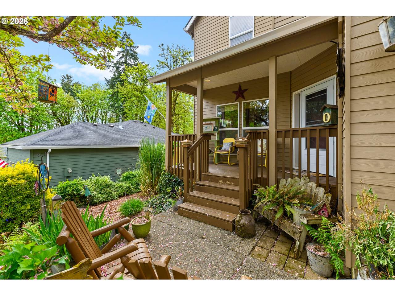 https://bt-photos.global.ssl.fastly.net/portland/1280_boomver_1_633140040-2.jpg