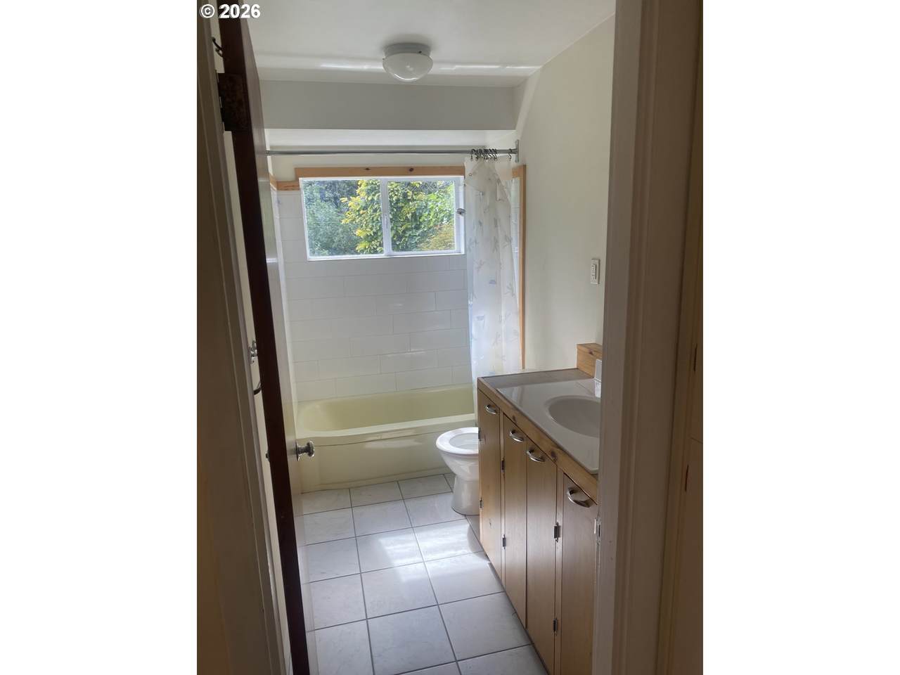 https://bt-photos.global.ssl.fastly.net/portland/1280_boomver_1_633538336-2.jpg