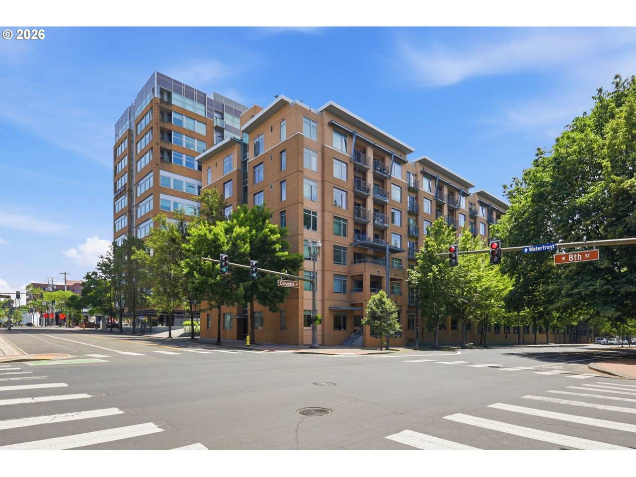 701 Columbia St - Photo 1