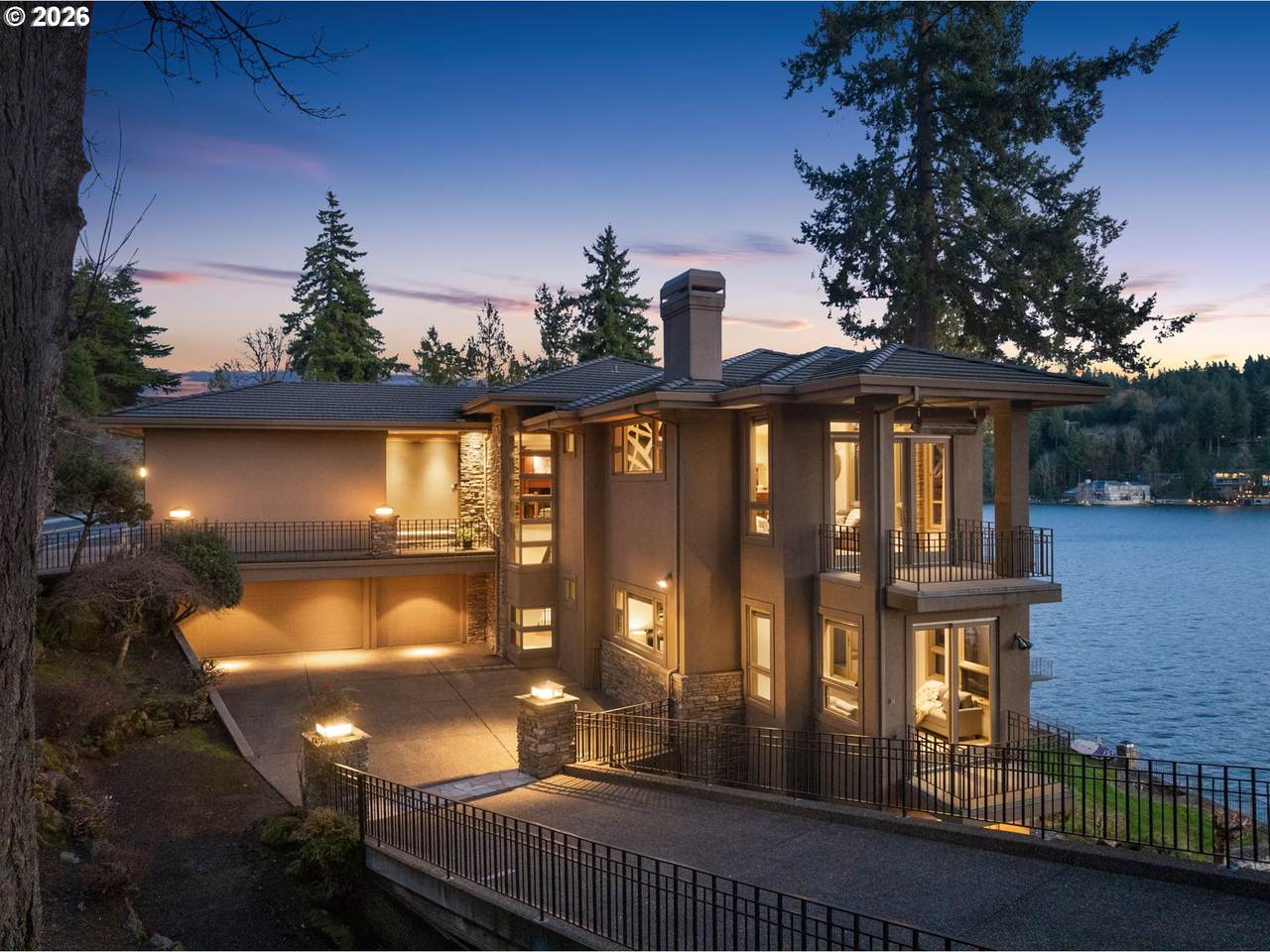 https://bt-photos.global.ssl.fastly.net/portland/1280_boomver_1_634777003-2.jpg