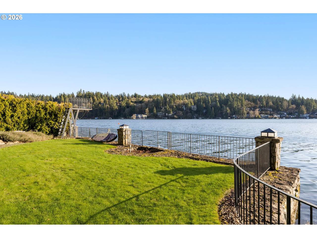 https://bt-photos.global.ssl.fastly.net/portland/1280_boomver_1_634777003-2.jpg