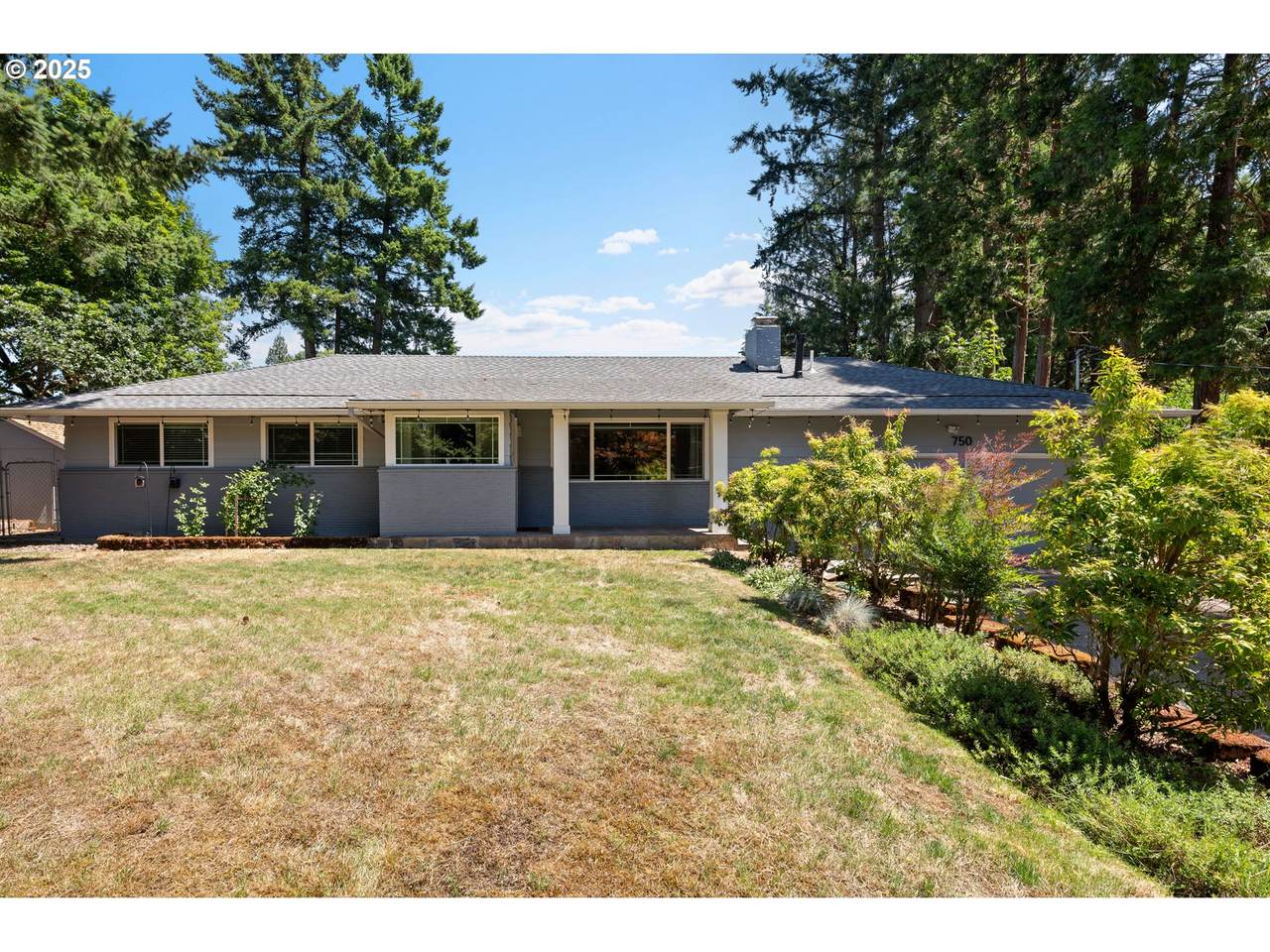 750 110TH Ave - Photo 1