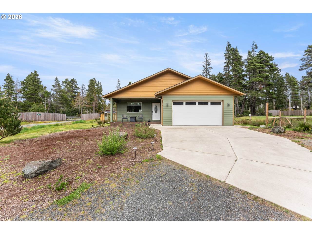 55503 Madrone Dr - Photo 1