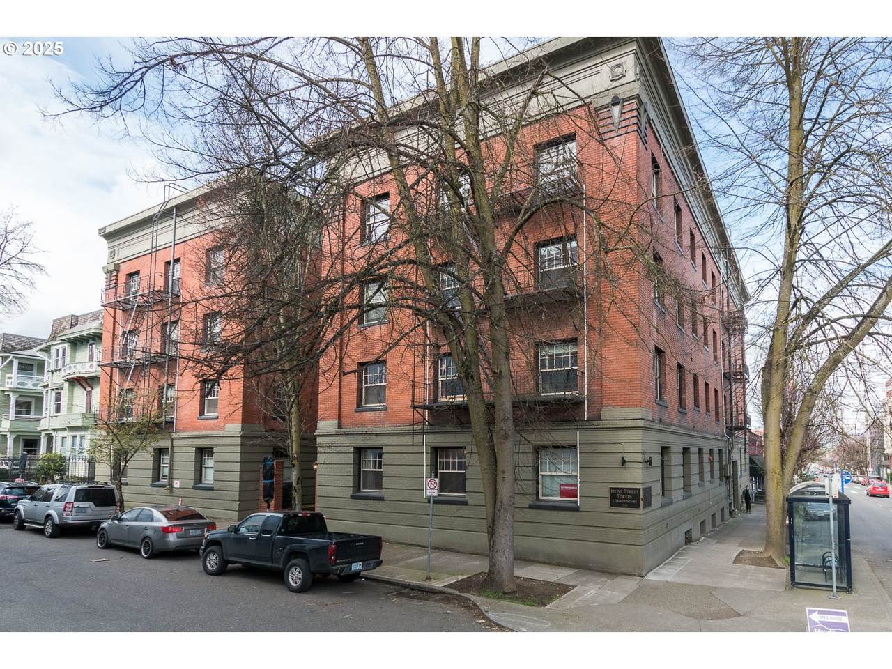 2109 Irving St - Photo 1