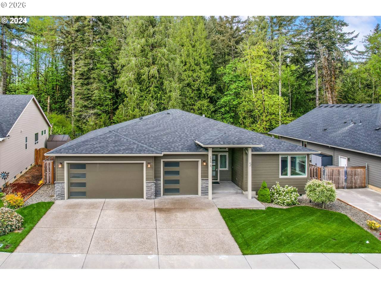 1410 Cascadia Ridge Dr - Photo 1