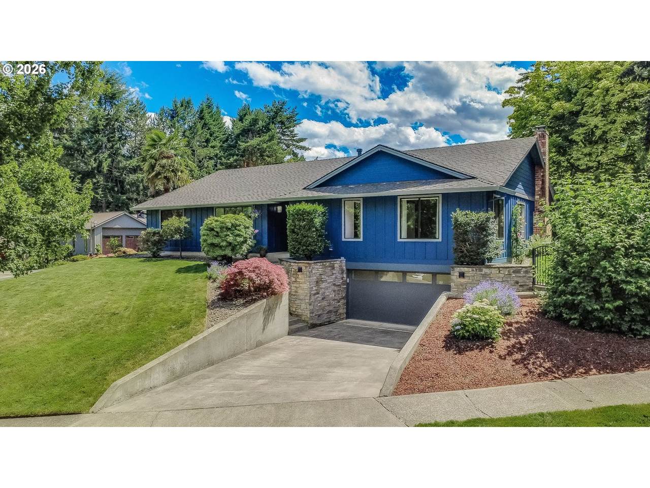 1408 Greentree Cir - Photo 1