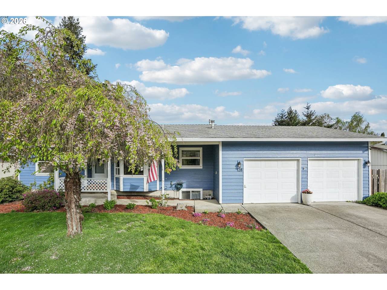 128 31ST Ave - Photo 1
