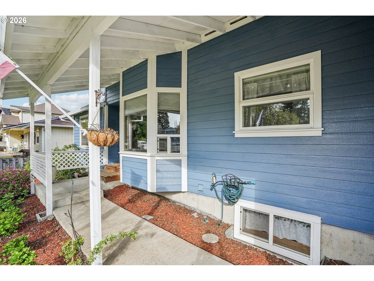 https://bt-photos.global.ssl.fastly.net/portland/1280_boomver_1_639465698-2.jpg