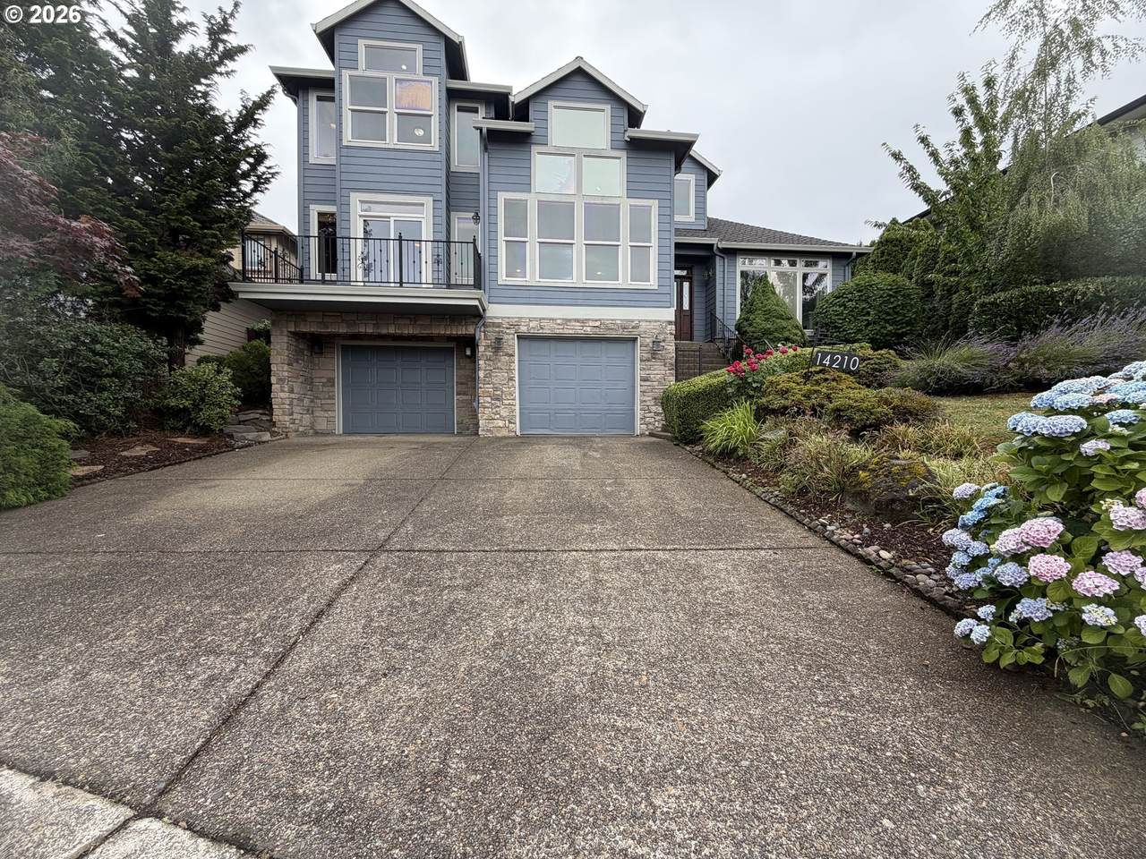 14210 Rolling Meadows Dr - Photo 1