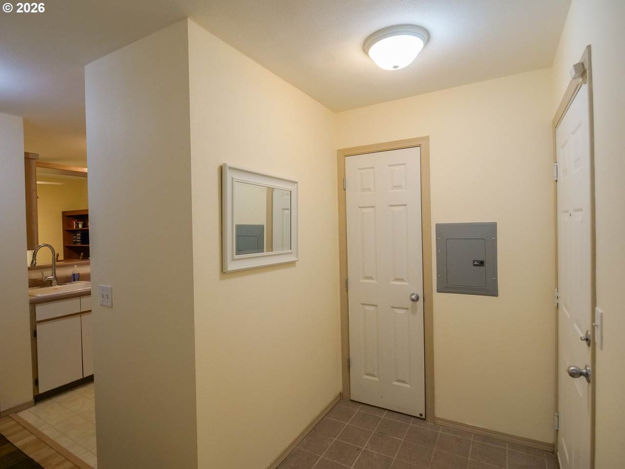 https://bt-photos.global.ssl.fastly.net/portland/1280_boomver_1_642654818-2.jpg
