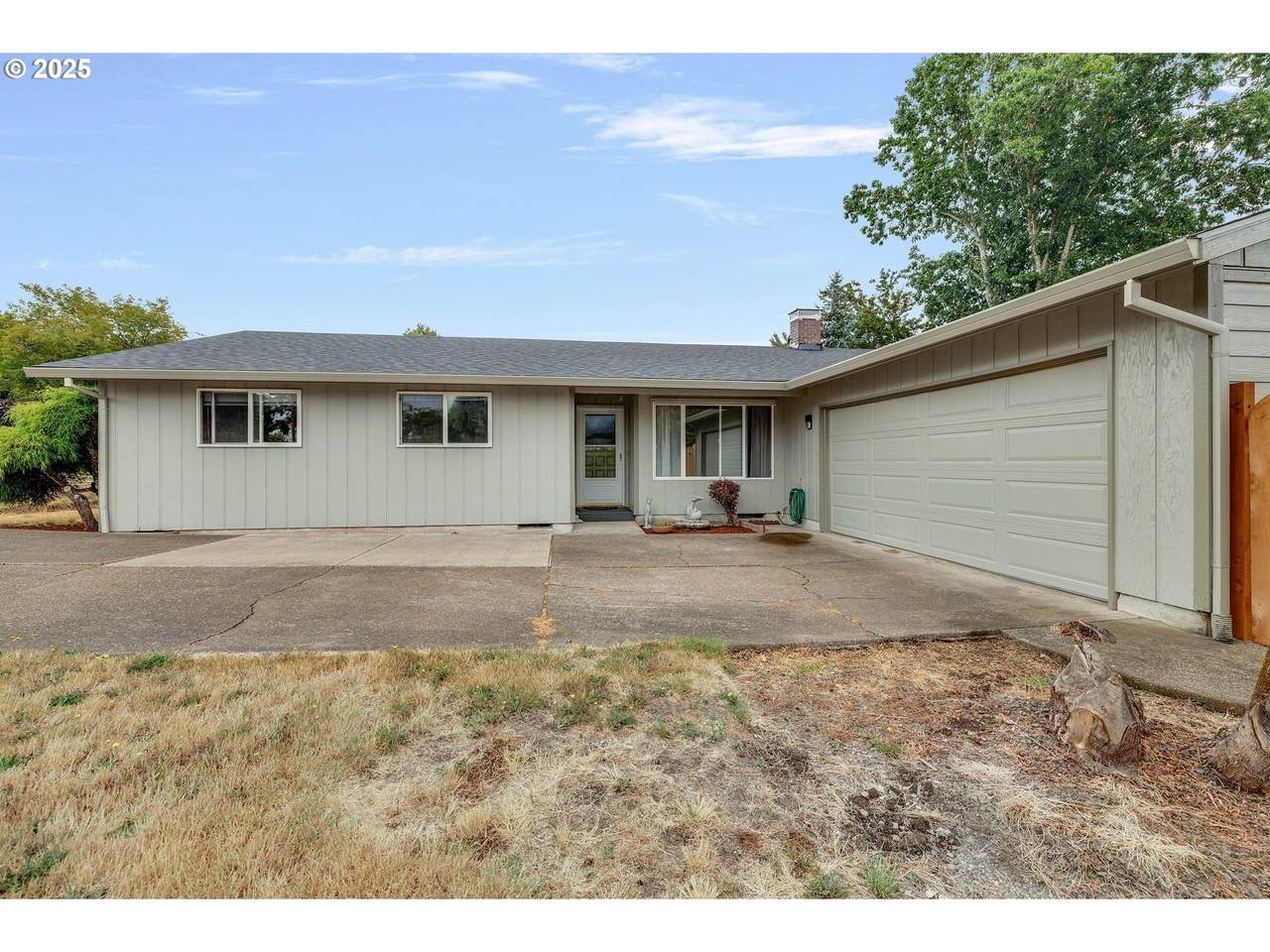 210 Forest Pl - Photo 1