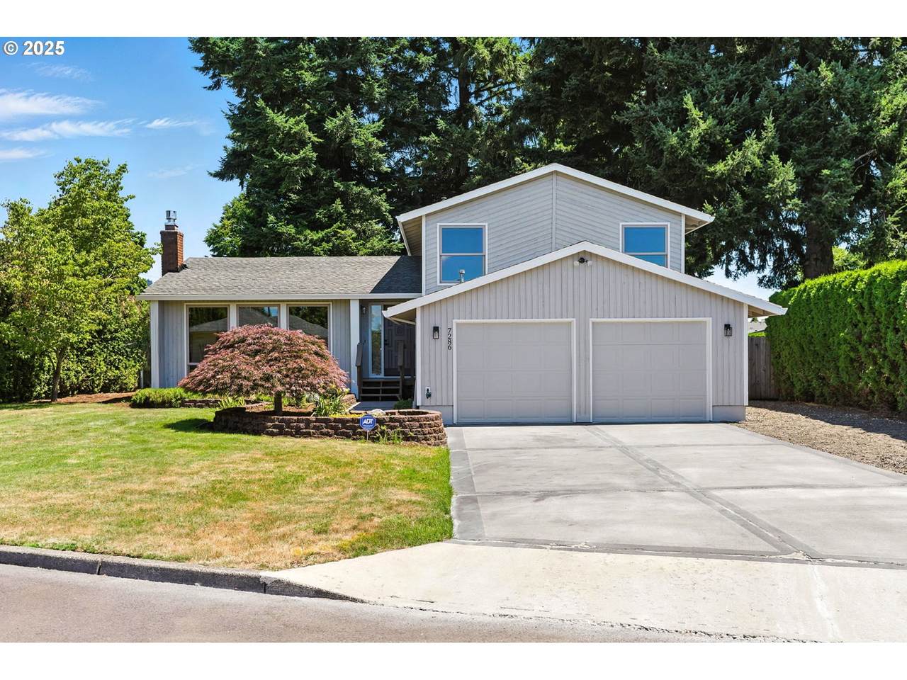 7286 Michael Dr - Photo 1