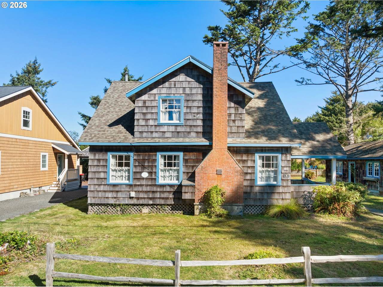 180 Jackson St - Photo 1