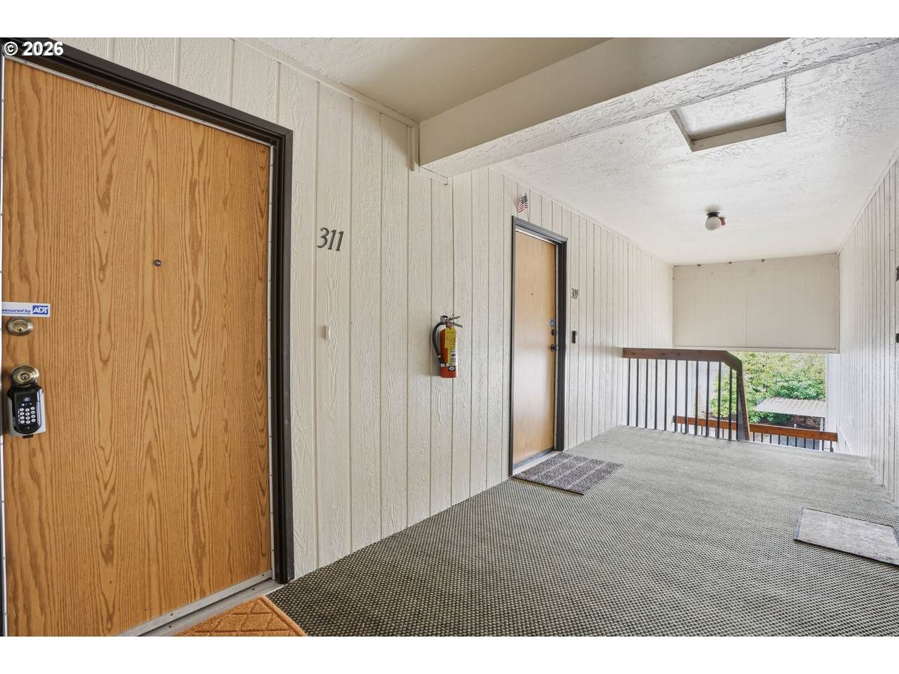 https://bt-photos.global.ssl.fastly.net/portland/1280_boomver_1_649295935-2.jpg
