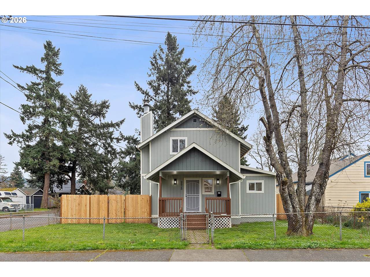 9828 Ellis St - Photo 1
