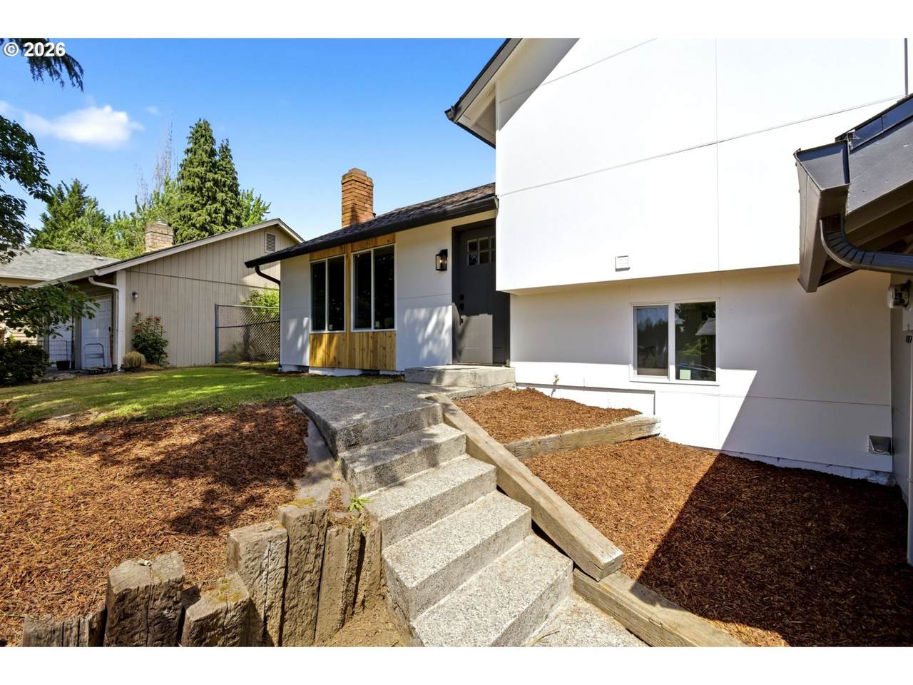 https://bt-photos.global.ssl.fastly.net/portland/1280_boomver_1_650375026-2.jpg