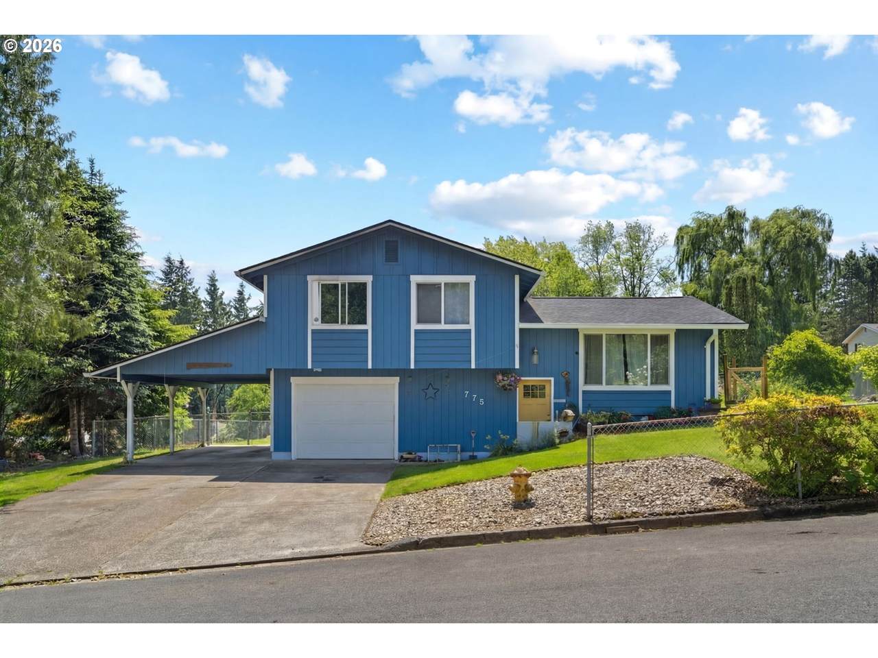 775 Belair Dr - Photo 1