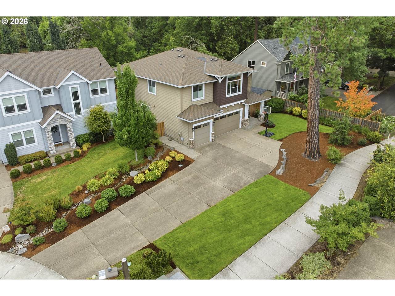 https://bt-photos.global.ssl.fastly.net/portland/1280_boomver_1_651472463-2.jpg
