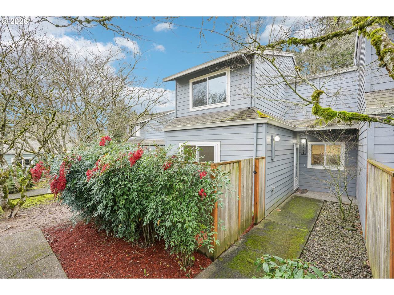 14678 106TH Ave - Photo 1