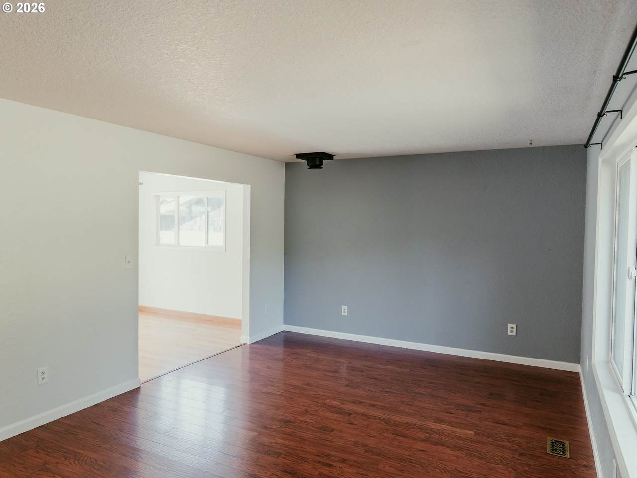 https://bt-photos.global.ssl.fastly.net/portland/1280_boomver_1_654467340-2.jpg