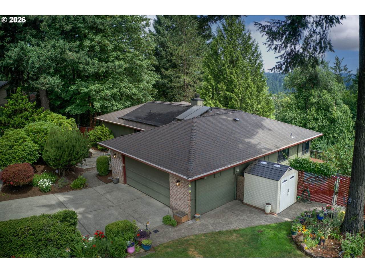 https://bt-photos.global.ssl.fastly.net/portland/1280_boomver_1_654502082-2.jpg