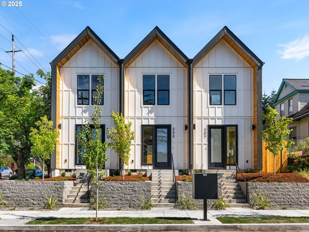 205 Going St - Photo 1