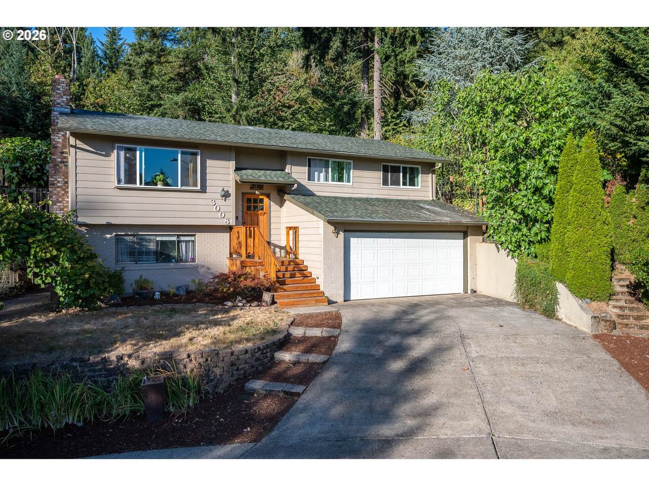 https://bt-photos.global.ssl.fastly.net/portland/1280_boomver_1_655549519-2.jpg