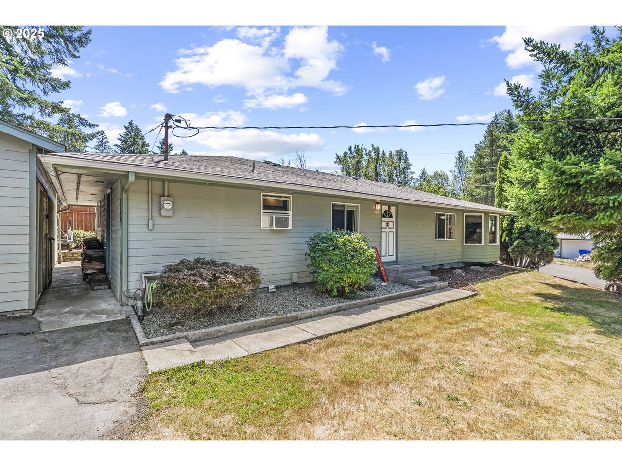 104 Lowrane Dr - Photo 1