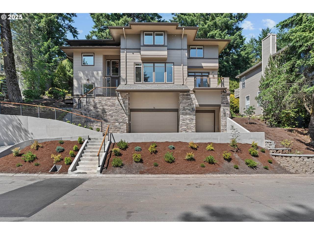 14 Juarez St - Photo 1