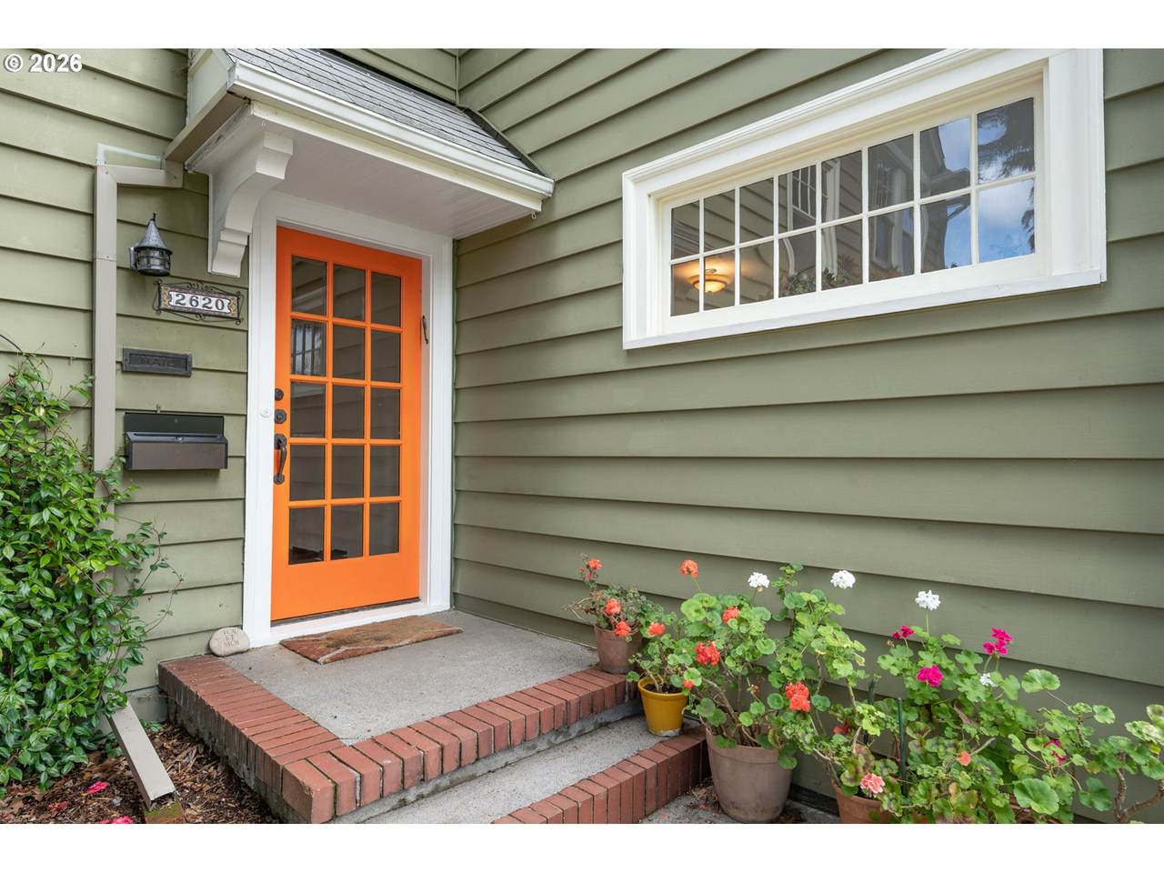 https://bt-photos.global.ssl.fastly.net/portland/1280_boomver_1_656517784-2.jpg