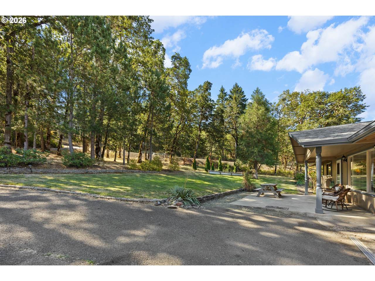 https://bt-photos.global.ssl.fastly.net/portland/1280_boomver_1_657806801-2.jpg
