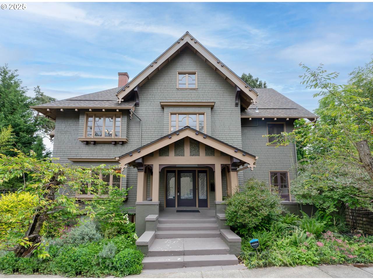 908 25TH Ave - Photo 1