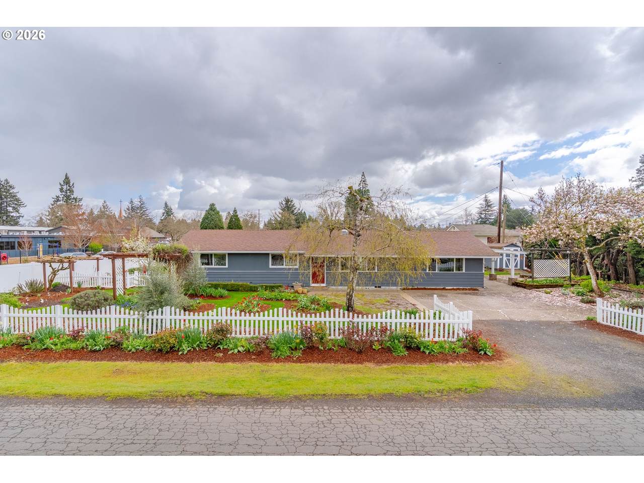 4280 Pullman Ave - Photo 1